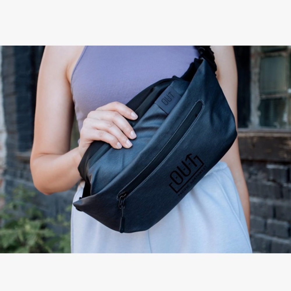 OUT Pacific Northwest Large Fanny Pack/Travel bag